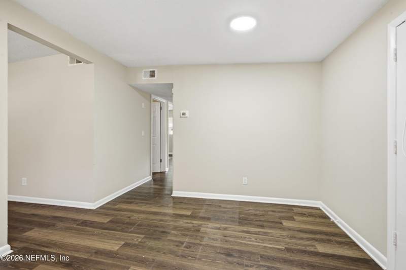 3 bedroom Single Family Residence at 2846 W 8th Street, Melsons Addn To Jacksonville, Jacksonville — photo 4