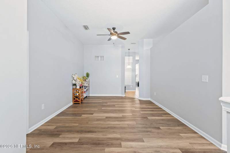 4 bedroom Single Family Residence at 14023 Red Rock Lake Drive, Eagles Hammock, Jacksonville — photo 5