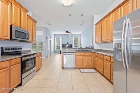 14023 Red Rock Lake Drive, Jacksonville FL - photo 10 of 45