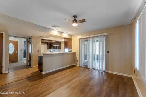 8579 Pebble Street, Jacksonville FL - photo 18 of 29