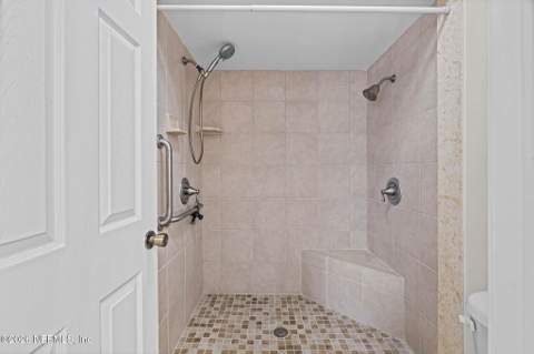 1907 Ashmore Green Drive, Jacksonville FL - photo 16 of 38