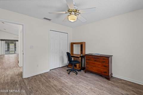 1907 Ashmore Green Drive, Jacksonville FL - photo 17 of 38