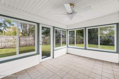 1907 Ashmore Green Drive, Jacksonville FL - photo 19 of 38