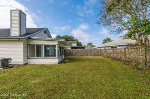 1907 Ashmore Green Drive, Jacksonville FL - photo 22 of 38