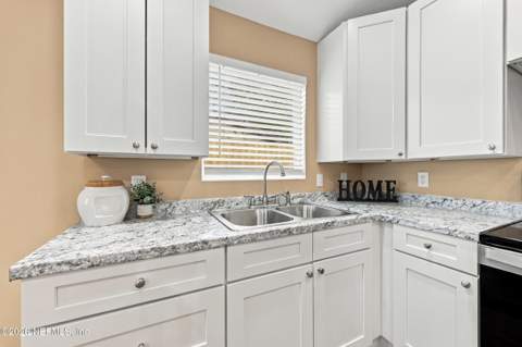 1380 Old Middleburg Road, Jacksonville FL - photo 6 of 21