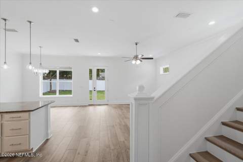 1250 13th Street, Jacksonville Beach FL - photo 11 of 42