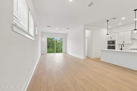 10261 Mineral Road, Jacksonville FL - photo 9 of 28