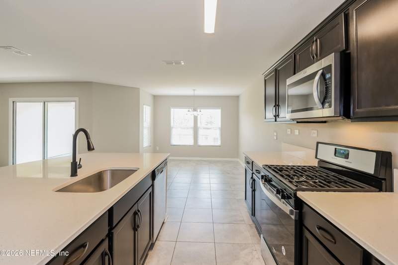 3 bedroom Single Family Residence at 3040 Greywood Lane, Wilford Preserve, Orange Park — photo 5