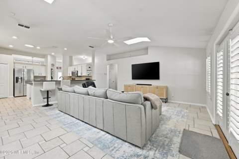 4216 Chelsea Harbor Drive, Jacksonville FL - photo 17 of 58