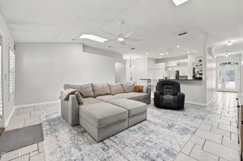 4216 Chelsea Harbor Drive, Jacksonville FL - photo 18 of 58