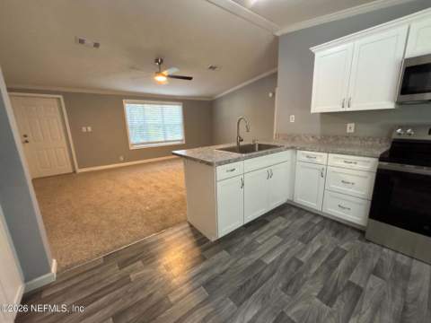12428 SW 81st Avenue, Starke FL - photo 11 of 58