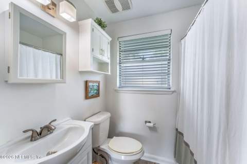 449 Lower 8th Avenue, Jacksonville Beach FL - photo 24 of 33