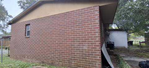 2103 W 13th Street, Jacksonville FL - photo 6 of 9