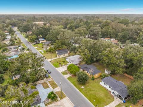 4155 Katanga Drive, Jacksonville FL - photo 8 of 44