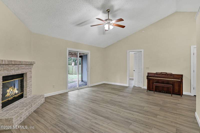 3 bedroom Single Family Residence at 12779 Serenade Circle, Wedgewood Estates, Jacksonville — photo 3