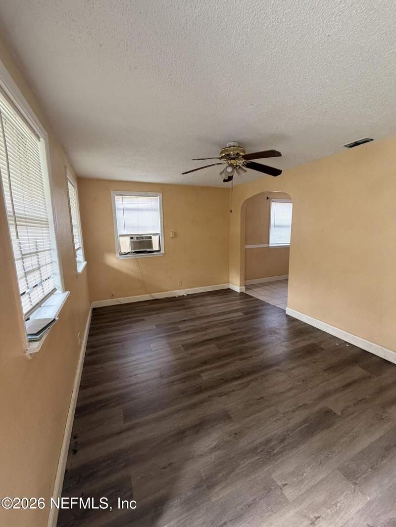 3 bedroom Single Family Residence at 3135 Sunnybrook Court, Sunny Brook, Jacksonville — photo 2