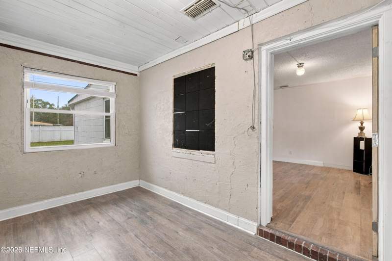 3 bedroom Single Family Residence at 6745 Brandemere Road, Arlington Manor, Jacksonville — photo 4