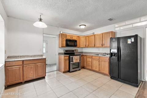 6745 Brandemere Road, Jacksonville FL - photo 7 of 22