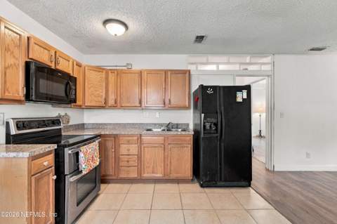 6745 Brandemere Road, Jacksonville FL - photo 8 of 22