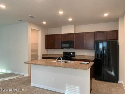 11560 Admirals Cove Drive, Jacksonville FL - photo 6 of 15
