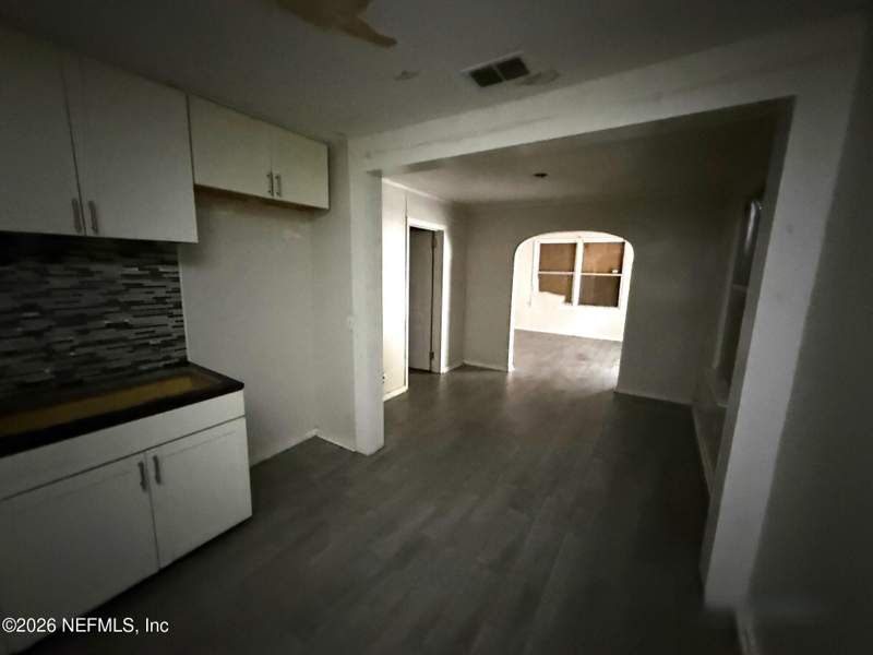 2 bedroom Single Family Residence at 3138 Columbus Avenue, Dixie, Jacksonville — photo 5