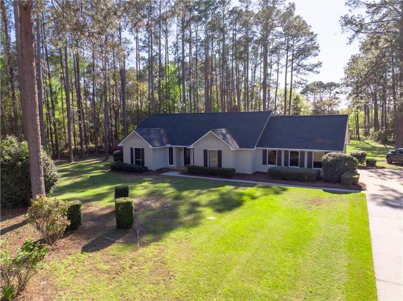 3 bedroom Single Family Residence at 180 Heritage Circle, No Recorded Subdivision, Blackshear — photo 5