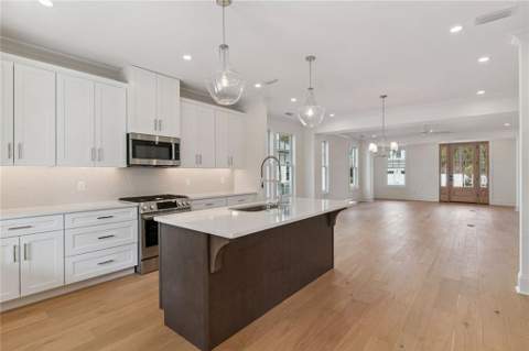 159 Ledbetter Avenue, St. Simons Island GA - photo 10 of 35