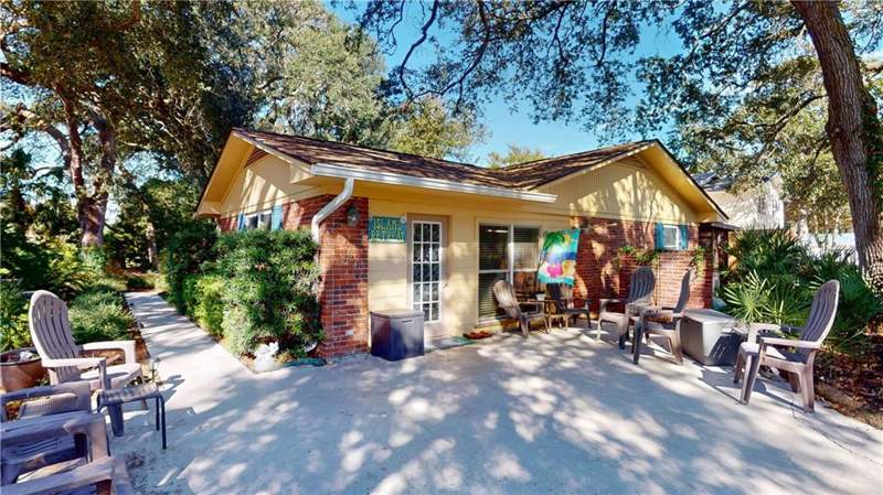 5 bedroom Single Family Residence at 913 N Beachview Drive, Jekyll Beach, Jekyll Island — photo 3