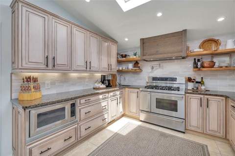412 Seabreeze Drive, St. Simons Island GA - photo 23 of 80