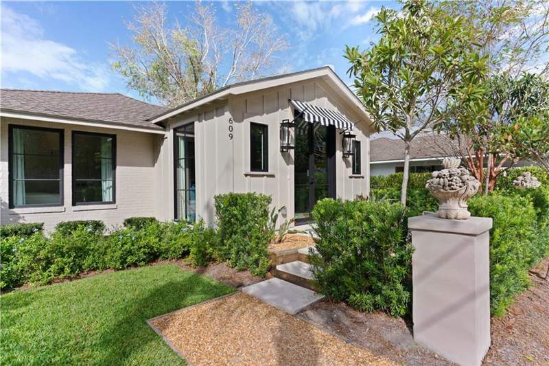 4 bedroom Single Family Residence at 609 Oak Street, Park View, St. Simons Island — photo 2