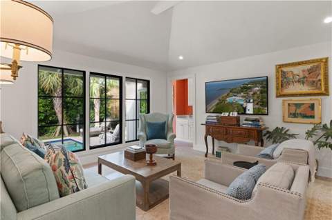 609 Oak Street, St. Simons Island GA - photo 9 of 28