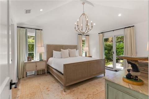 609 Oak Street, St. Simons Island GA - photo 11 of 28