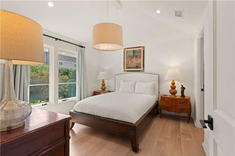 609 Oak Street, St. Simons Island GA - photo 15 of 28