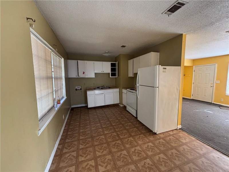 3 bedroom Single Family Residence at 2243 Pinewood Drive, Magnolia Park, Brunswick — photo 4