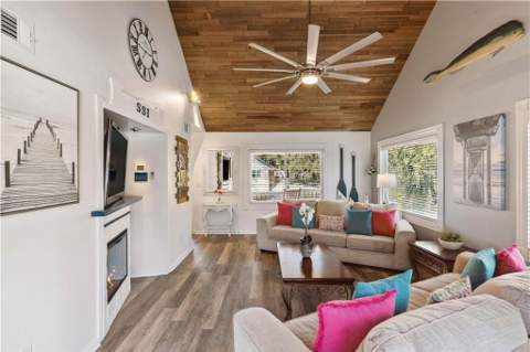 240 Georgia Street, St. Simons Island GA - photo 6 of 75