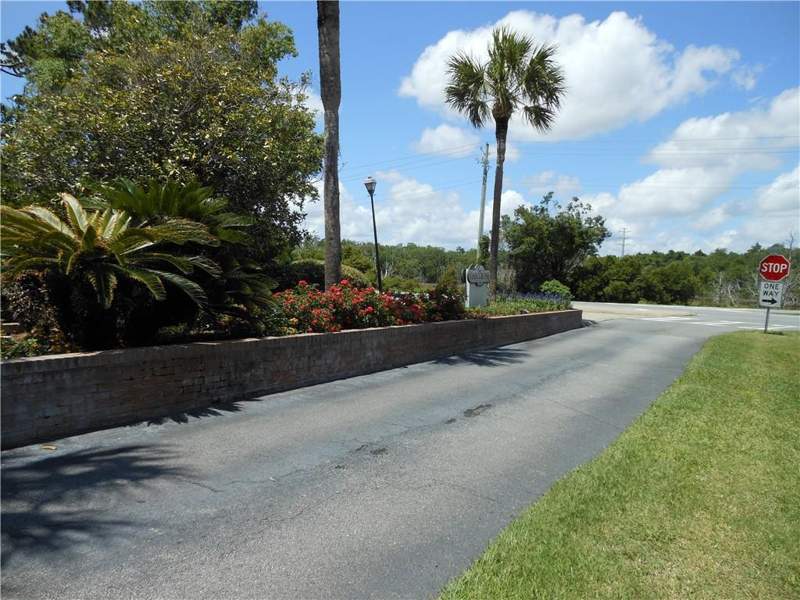 3 bedroom Condominium at 45 Gascoigne, Gascoigne Condos, St. Simons Island — photo 2