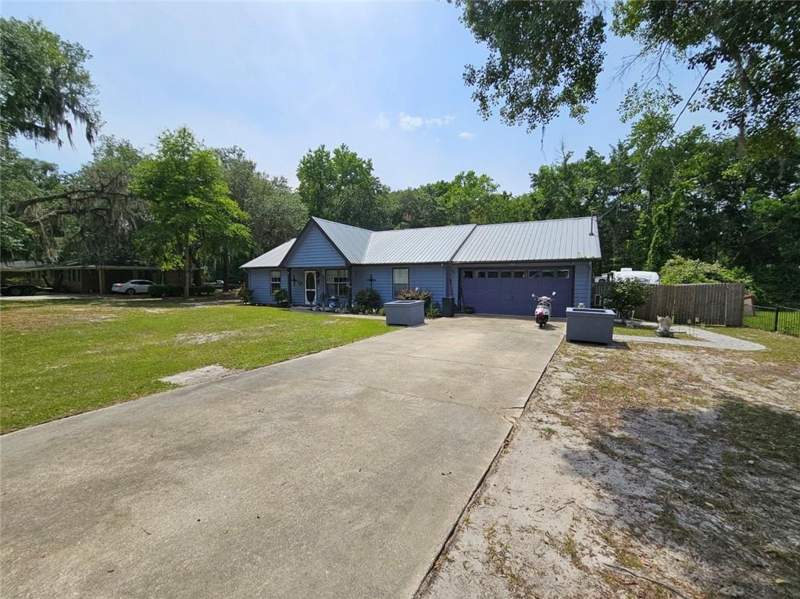 3 bedroom Single Family Residence at 300 Crestview Drive, No Recorded Subdivision, Woodbine — photo 3