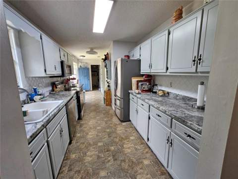 300 Crestview Drive, Woodbine GA - photo 11 of 27