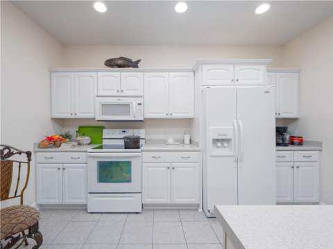 204 Peppertree Crossing Avenue, Brunswick GA - photo 10 of 31