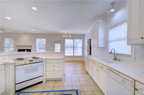 112 Newfield Street, St. Simons Island GA - photo 11 of 36