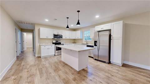 4756 Otter Creek Circle, Blackshear GA - photo 6 of 48