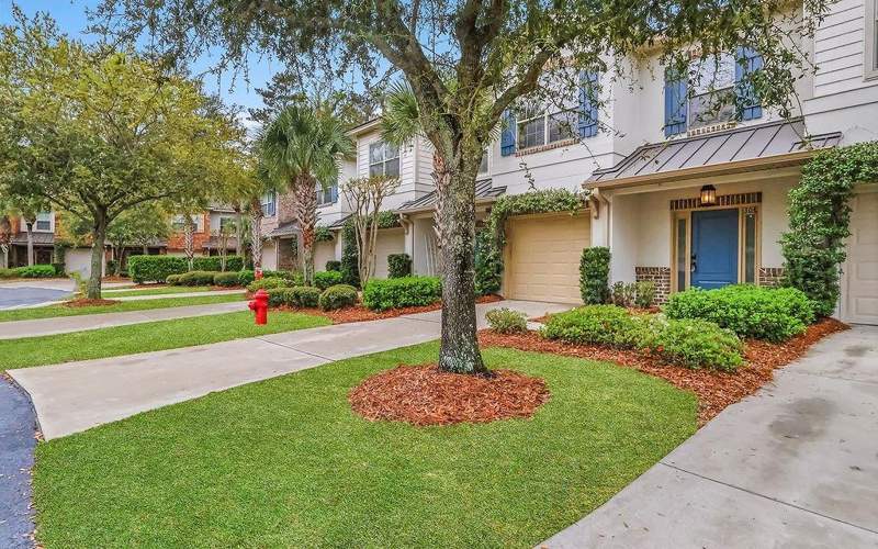 3 bedroom Townhouse at 304 Reserve Lane, The Reserve at Demere Townhomes (Fee Simple), St. Simons Island — photo 3