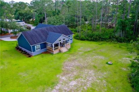 1296 N River Oaks Drive, Blackshear GA - photo 9 of 47