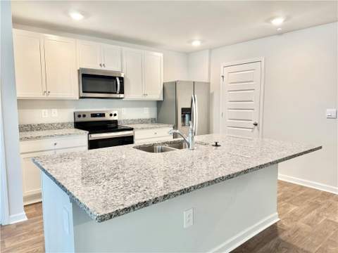 38 Autumns Wood Drive, Brunswick GA - photo 15 of 39