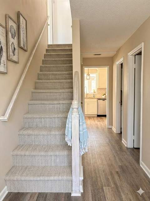 140 Butler Lake Drive, St. Simons Island GA - photo 8 of 48
