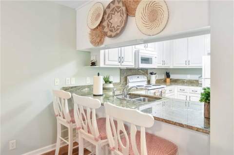 200 Salt Air Drive, St. Simons Island GA - photo 9 of 32