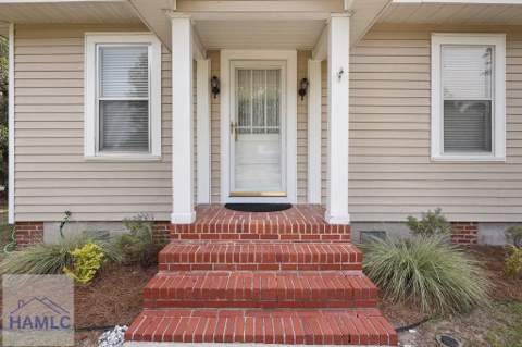 661 E Plum Street, Jesup GA - photo 7 of 56