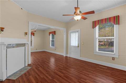 661 E Plum Street, Jesup GA - photo 16 of 56