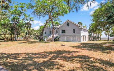 1036 Kittles Island Drive, Darien GA - photo 6 of 86
