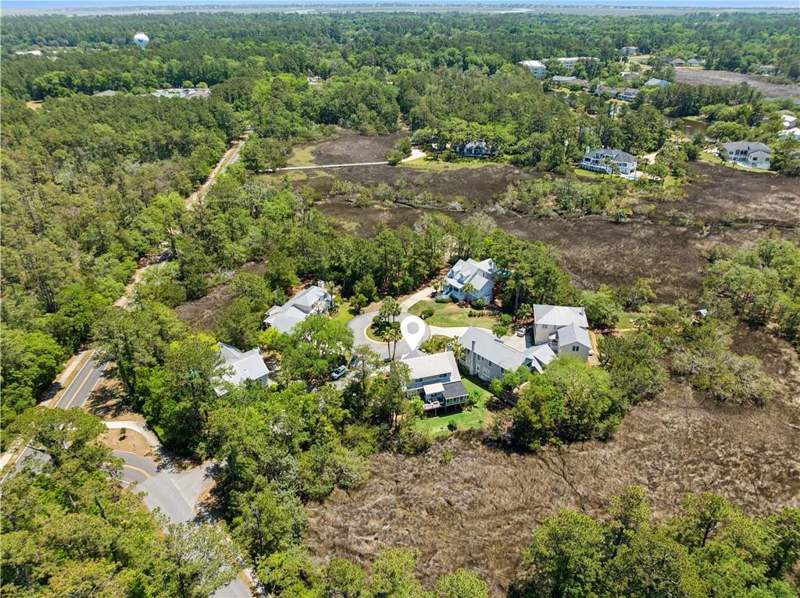 3 bedroom Single Family Residence at 102 Sunbury Court, Sunbury Court, St. Simons Island — photo 4